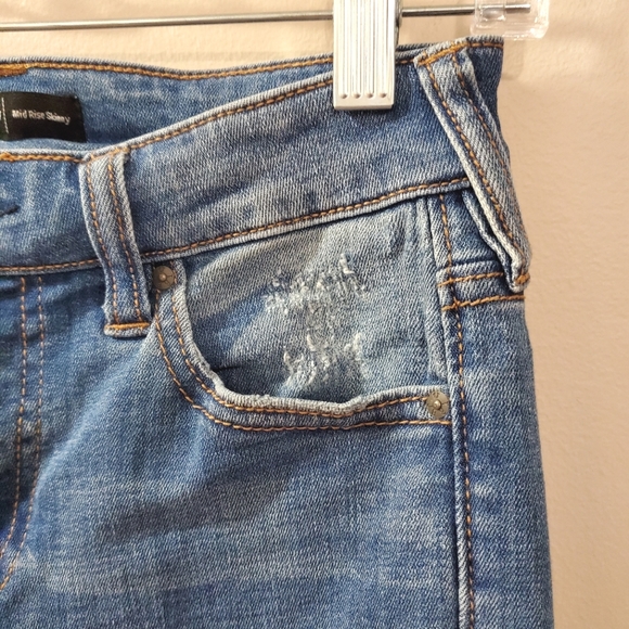 True Religion - Jennie Curvy Mid Rise Skinny - Size 25 - Picture 6 of 10